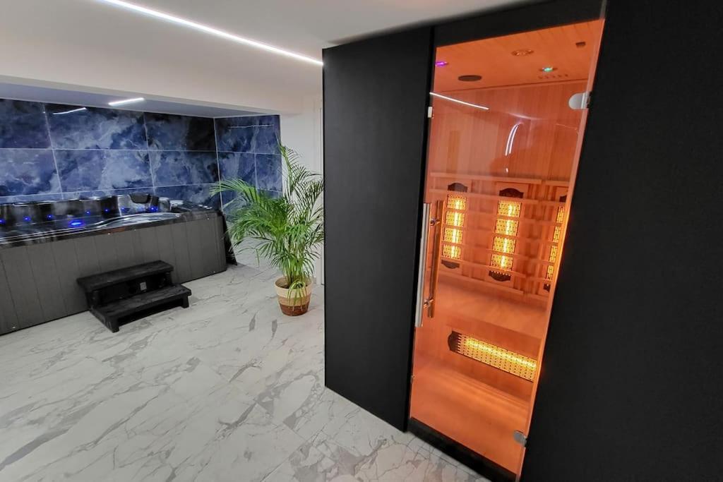 A O G Prestige Relax Max Spa Sauna Algolsheim 외부 사진